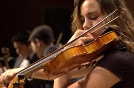 violinistcloseup.jpg